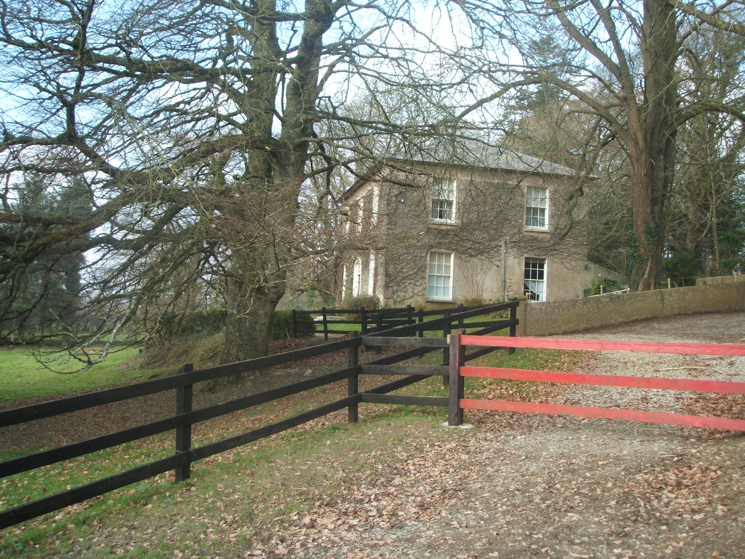 Cottages and outside views 027.jpg